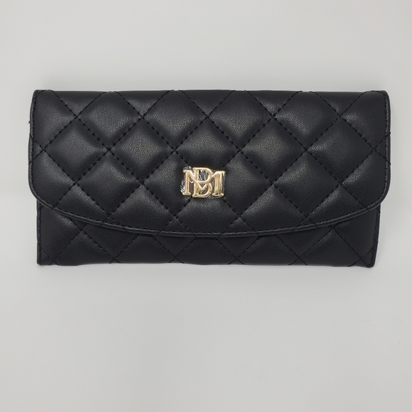 BADGLEY MISCHKA BLACK QUILTED TOP HANDLE PURSE NWOT BLACK WALLET FAUX LEATHER - Picture 3 of 16